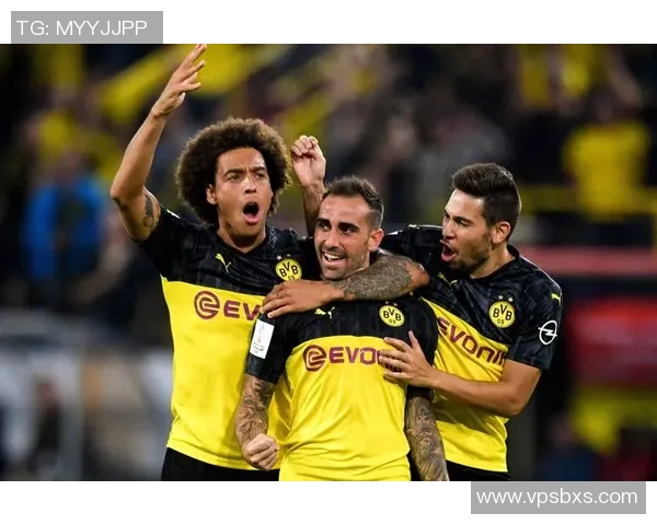 沙尔克04惨败多特蒙德,遭遇三连败魔咒困扰! 沙尔克04惨败多特蒙德,遭遇三连败魔咒困扰!